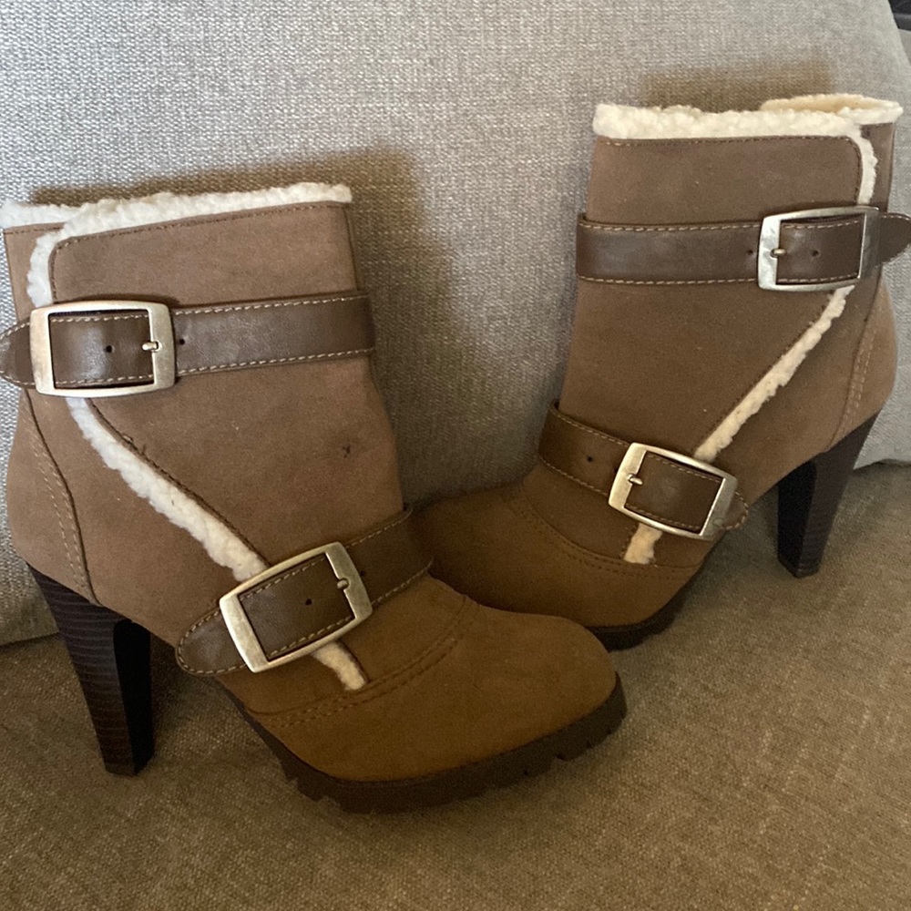 Fergalicious Kordial Suede Ankle Boots